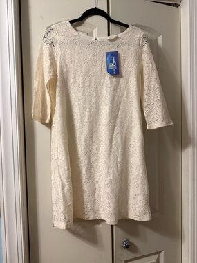 Everly Cream Lace Shift Dress size M